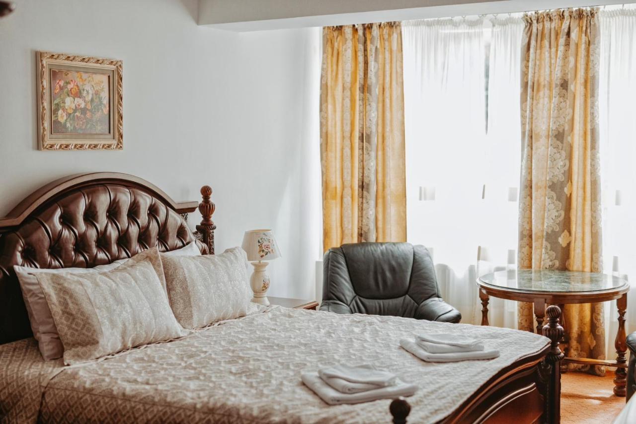 Complex Turistic Constantin Bucovina Hotel Campulung Moldovenesc Bagian luar foto