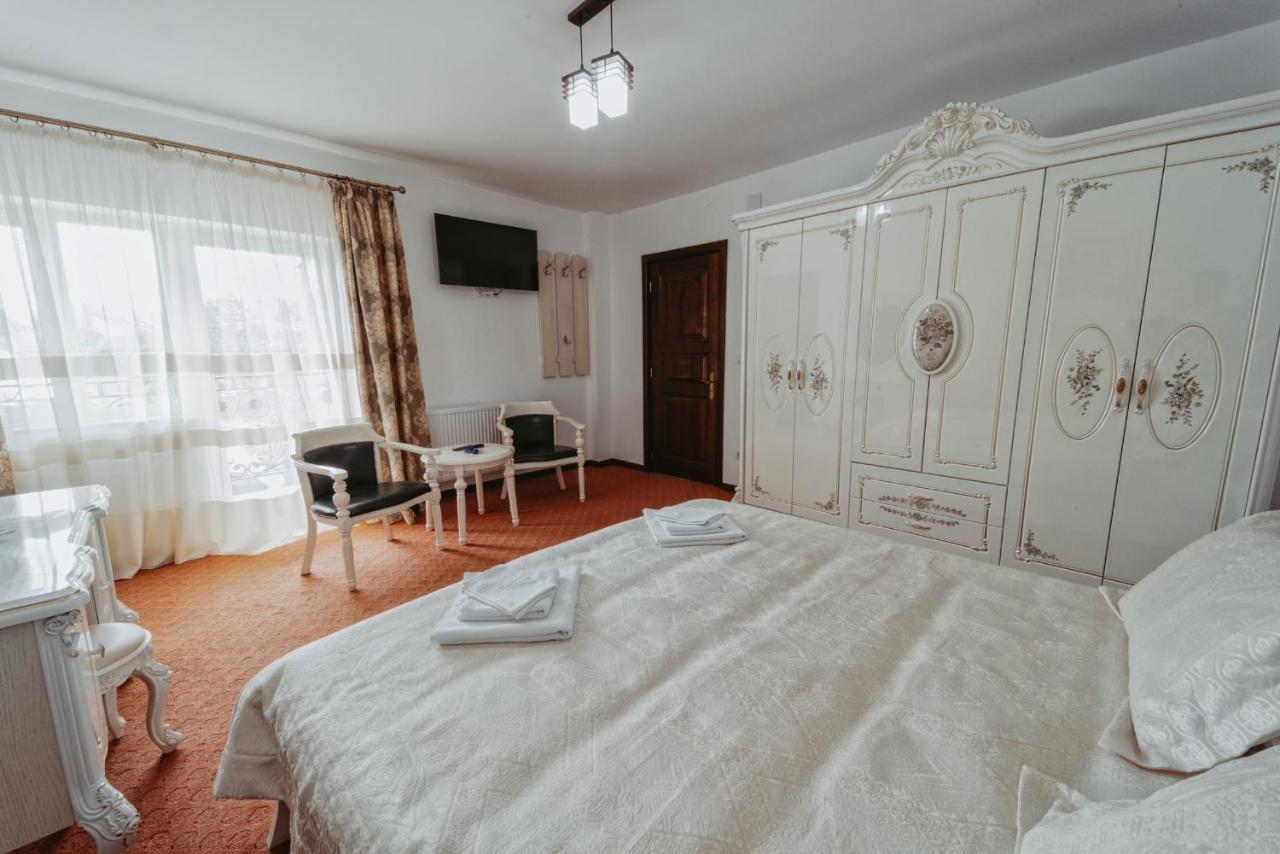 Complex Turistic Constantin Bucovina Hotel Campulung Moldovenesc Bagian luar foto