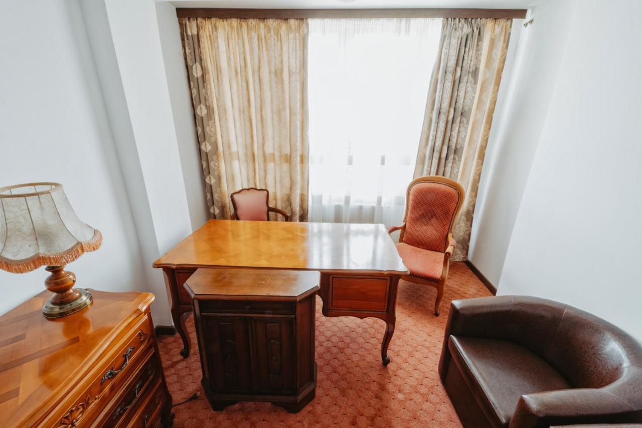 Complex Turistic Constantin Bucovina Hotel Campulung Moldovenesc Bagian luar foto
