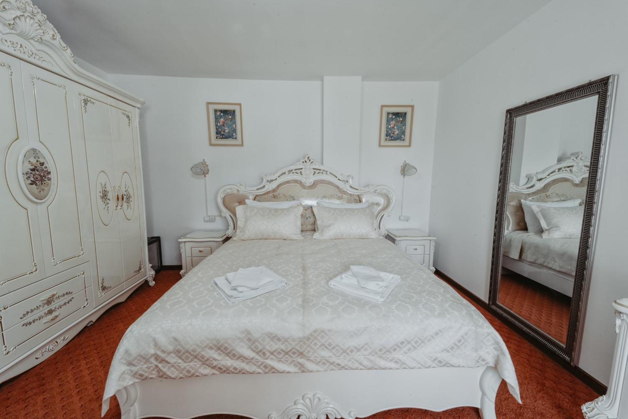 Complex Turistic Constantin Bucovina Hotel Campulung Moldovenesc Bagian luar foto